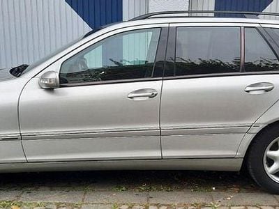 Mercedes C200