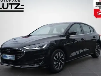 Neu Ford Focus Titanium 155 PS (114 kW) 2026 Obsidianschwarz metallic Limousine