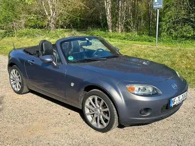 Używany Mazda MX5 Emotion 126 KM (92 kW) 2006 Szary Kabriolet