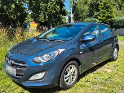 Gebraucht Hyundai i30 Classic 110 PS (80 kW) 2016 Blau Limousine