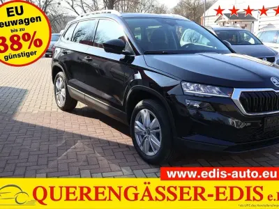 Neu Skoda Karoq Classic 150 PS (110 kW) 2026 Black magic SUV