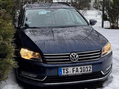 Gebraucht VW Passat Comfortline 140 PS (102 kW) 2013 Blau Kombi