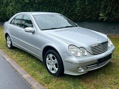 Mercedes C200