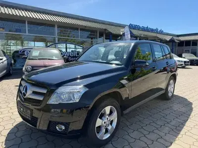 Używany Mercedes GLK220 170 KM (125 kW) 2011 Czarny SUV