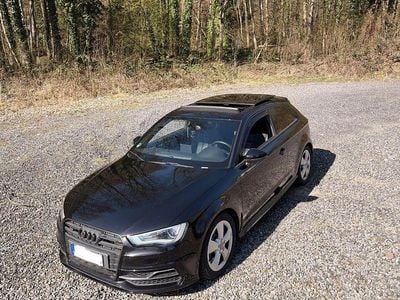 Second-hand Audi S3 Ambiente 300 CP (220 kW) 2013 Negru Berlinǎ