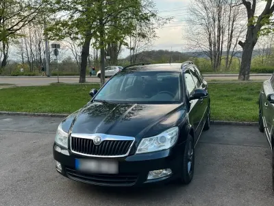 Gebraucht Skoda Octavia 140 PS (102 kW) 2011 Schwarz Kombi