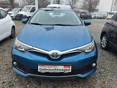 Blau Gebraucht 2016 Toyota Auris Hybrid Edition-S Limousine | 12.900 € (Fairer Preis)