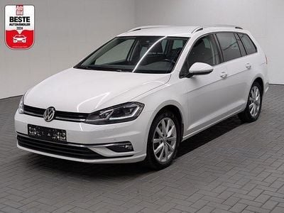 Weiß (purweiss) Gebraucht 2018 VW Golf VII Highline Kombi | 17.480 € (Fairer Preis)