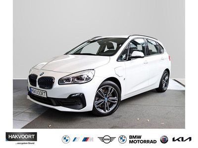 BMW 225