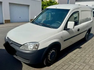 Occasion Opel Combo 75 ch (55 kW) 2011 Blanc Monospace