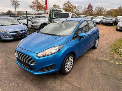 Gebraucht Ford Fiesta Trend 60 PS (44 kW) 2013 Blau Limousine
