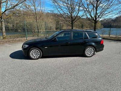 Brugt BMW 320 177 HK (130 kW) 2008 Sort Sedan