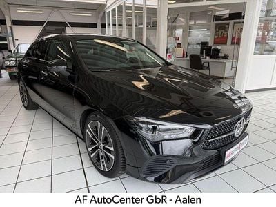 Gebraucht Mercedes CLA220 Night 190 PS (139 kW) 2025 Schwarz Limousine
