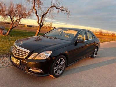 Gebraucht Mercedes E350 265 PS (194 kW) 2012 Schwarz Limousine
