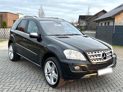 Gebraucht Mercedes ML320 226 PS (166 kW) 2008 Schwarz SUV