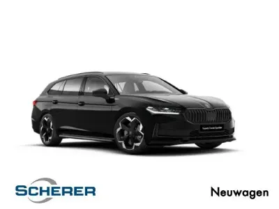 Neu Skoda Superb SportLine 265 PS (194 kW) 2026 Grau Kombi