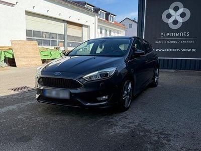 Gebraucht Ford Focus ST-Line 150 PS (110 kW) 2015 Grau Limousine
