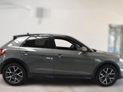 Gebraucht Audi A1 Comfort 150 PS (110 kW) 2022 Grau metallic SUV