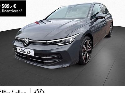 Grau Neu 2026 VW Golf Style Limousine | 41.990 € (Teuer)