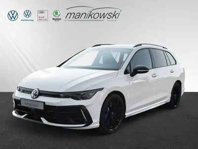 Gebraucht VW Golf VIII R 333 PS (244 kW) 2025 Pure white Kombi