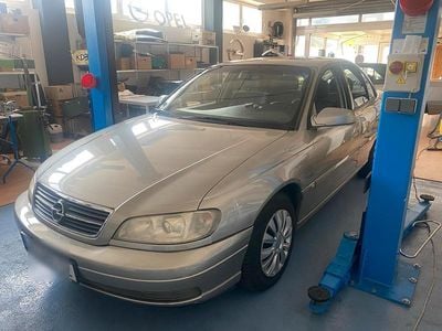 Opel Omega
