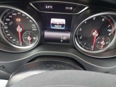 Mercedes GLA200