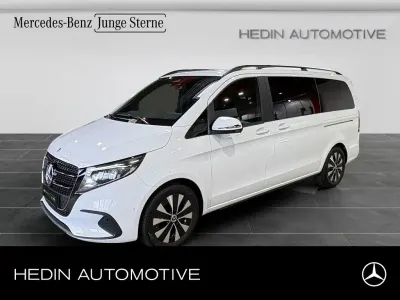 Gebraucht Mercedes V220 Style 163 PS (119 kW) 2024 Weiß Van / Kleinbus