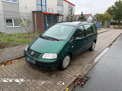 VW Sharan
