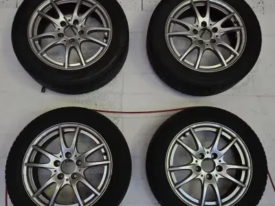 Używany Mercedes B180 122 KM (89 kW) 2012 Biały Minivan