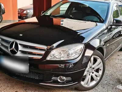 Gebraucht Mercedes C180 Avantgarde 156 PS (114 kW) 2010 Schwarz Kombi