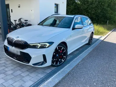 Gebraucht BMW 330 M Sport 286 PS (210 kW) 2024 Weiß Kombi