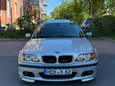 Usata BMW 320 Sport Line 150 CV (110 kW) 2003 Argento Berlina