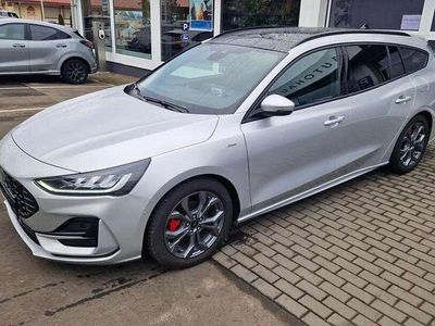 Silber Gebraucht 2025 Ford Focus ST-Line X Kombi | 26.990 € (Fairer Preis)