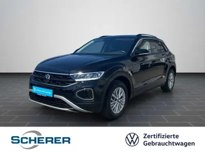 Gebraucht VW T-Roc Life 110 PS (80 kW) 2022 Deep black perleffekt (metallic) SUV