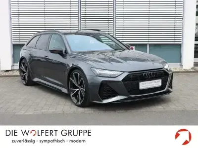 Gebraucht Audi RS6 Ambiente 600 PS (441 kW) 2023 Daytonagrau perleffekt Kombi