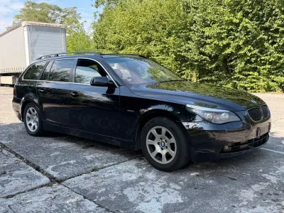 Gebraucht BMW 525 177 PS (130 kW) 2006 Schwarz Kombi