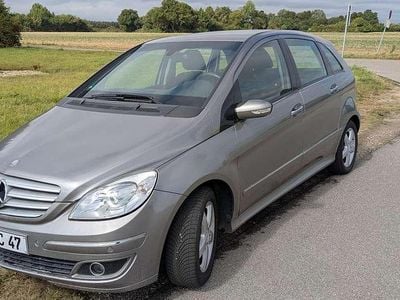 Usata Mercedes B180 Edition 109 CV (80 kW) 2008 Grigio Monovolume