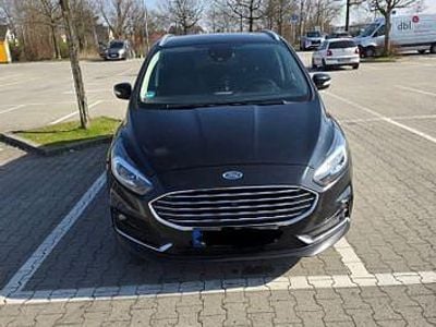 Gebraucht Ford S-MAX Titanium 190 PS (139 kW) 2019 Schwarz Van / Kleinbus