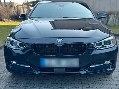 Gebraucht BMW 320 Sport Line 184 PS (135 kW) 2012 Schwarz Limousine