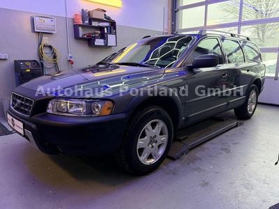 Grau Gebraucht 2005 Volvo XC70 Kinetic Kombi | 17.999 €