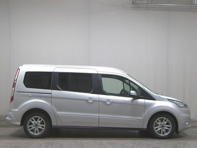 Gebraucht Ford Tourneo Titanium 120 PS (88 kW) 2021 Polarsilber metallic Van / Kleinbus