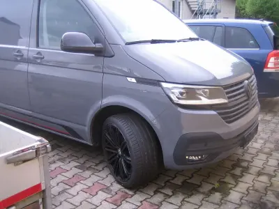 Używany VW Transporter Edition 150 KM (110 kW) 2023 Szary Van
