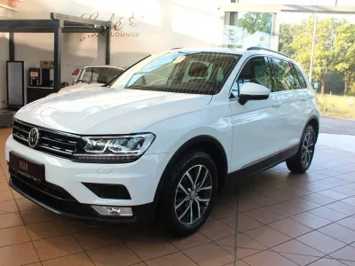 Gebraucht VW Tiguan Comfortline 150 PS (110 kW) 2017 Weiß SUV