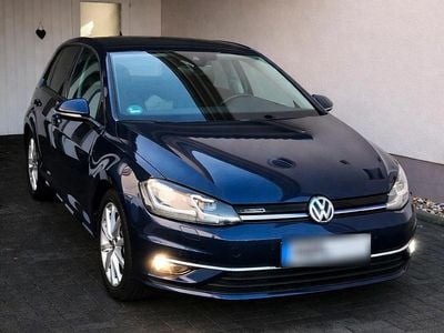 Gebraucht VW Golf VII Join 131 PS (96 kW) 2018 Blau Limousine
