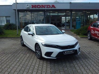 Weiß Gebraucht 2024 Honda Civic Elegance Limousine | 29.990 € (Guter Preis)