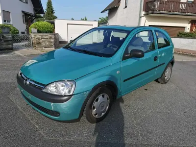 Gebraucht Opel Corsa 75 PS (55 kW) 2002 Andere farben Kleinwagen