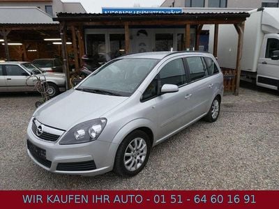 Silber Gebraucht 2007 Opel Zafira Edition Van / Kleinbus | 2.990 € (Fairer Preis)