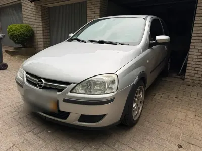 Brugt Opel Corsa 72 HK (52 kW) 2004 Sølv Hatchback