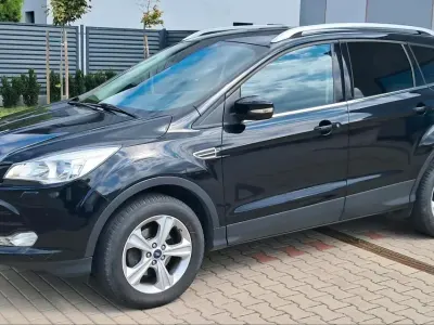 Gebraucht Ford Kuga 150 PS (110 kW) 2016 Schwarz SUV