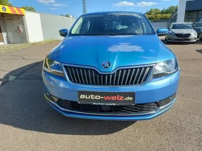 Gebraucht Skoda Rapid Clever 110 PS (80 kW) 2018 Denim blue metallic (metallic) Kleinwagen